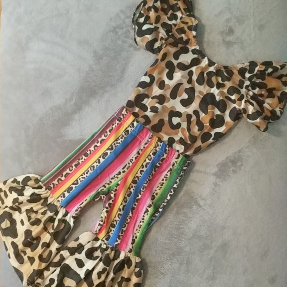 Girls Animal and Serape Print Outfit